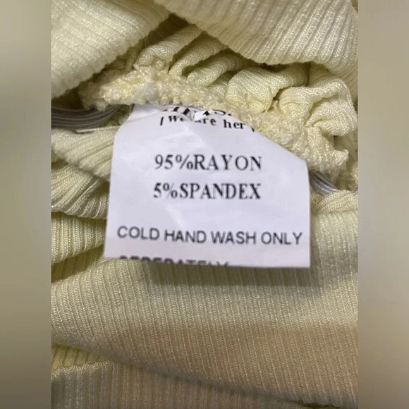 She Is Us Yellow Ribbed‎ Dress size Medium - Picture 6 of 6